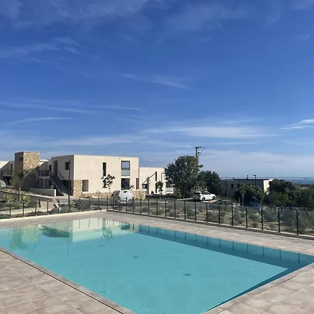 Dans Avec Piscine Apartment Calvi (Corsica)